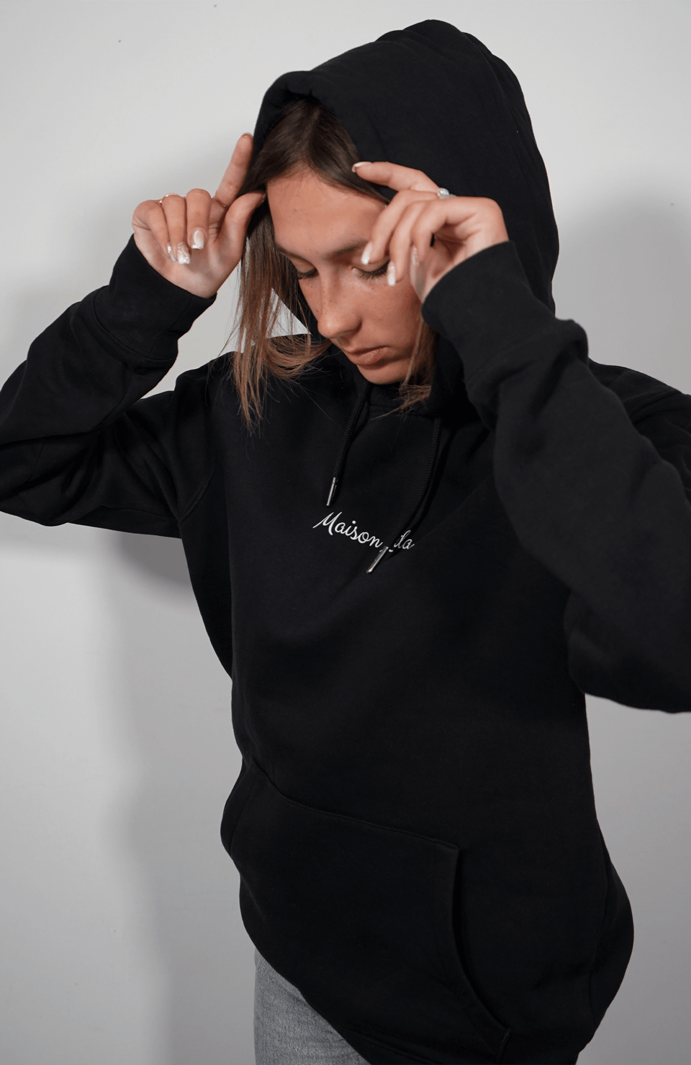 Sweat Friends and Family (Black) - Maison Aïla